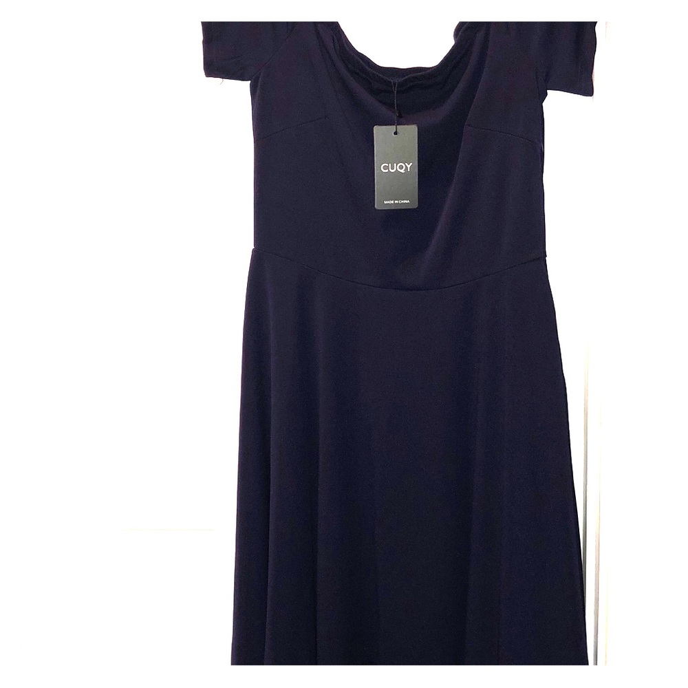 Beautiful dressy dress, can be used as formal.